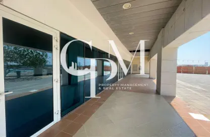 Shop - Studio for rent in Najmat Abu Dhabi - Al Reem Island - Abu Dhabi