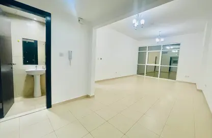 شقة - غرفة نوم - 2 حمامات للايجار في بوابة السيليكون رقم 4 - بوابات السيليكون - واحة السيليكون - دبي