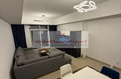 شقة - غرفة نوم - 2 حمامات للايجار في برج الشاهد - القصباء - الشارقة