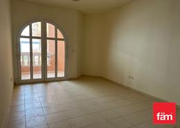 صورةغرفة فارغة لـ: شقة - 2 غرف نوم - 3 حمامات للبيع في الصيف 2 - سيزون كوميونيتي - قرية الجميرا سركل - دبي, صورة 1