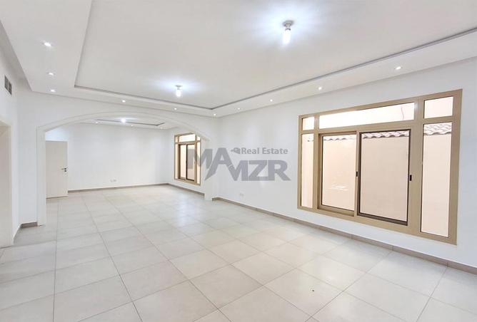 14238002 - Property Image 3