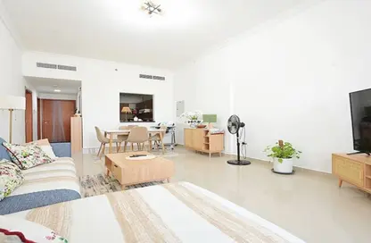 شقة - غرفة نوم - 2 حمامات للبيع في بلازا ريسدينس 1 - بلازا ريزيدنس - قرية الجميرا سركل - دبي