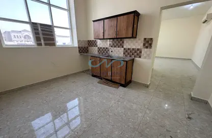 Apartment - Studio - 1 Bathroom for rent in Mohamed Bin Zayed Centre - Mohamed Bin Zayed City - Abu Dhabi