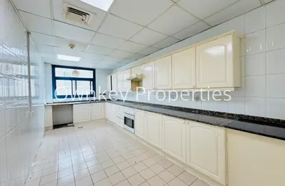 شقة - 3 غرف نوم - 2 حمامات للايجار في ايميرالد منخول 1 - منخول - بر دبي - دبي