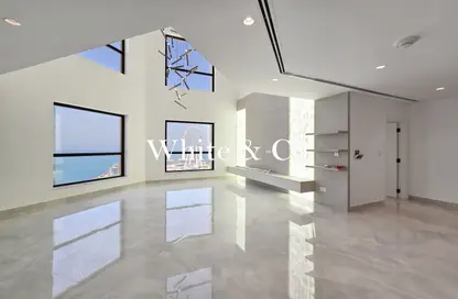 Apartment - 4 Bedrooms - 5 Bathrooms for sale in Shams 4 - Shams - Jumeirah Beach Residence - Dubai