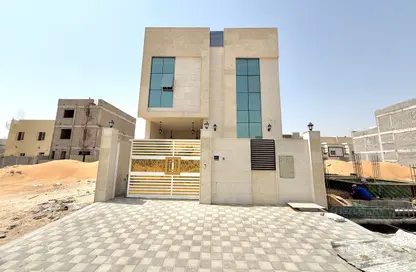 فيلا - 3 غرف نوم - 5 حمامات للبيع في الزاهية جاردنز - الزاهية - عجمان