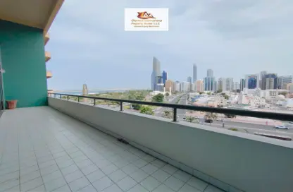 Duplex - 3 Bedrooms - 4 Bathrooms for rent in Khalidiya Centre - Cornich Al Khalidiya - Al Khalidiya - Abu Dhabi