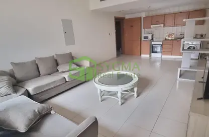 شقة - غرفة نوم - 2 حمامات للايجار في جاردينيا 1 - حدائق الإمارات 1 - قرية الجميرا سركل - دبي شقة - غرفة نوم - 2 حمامات للايجار في جاردينيا 1 - حدائق الإمارات 1 - قرية الجميرا سركل - دبي