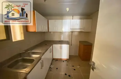 Apartment - 3 Bedrooms - 1 Bathroom for rent in Muweileh Community - Muwaileh Commercial - Sharjah