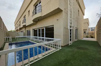 فيلا - 5 غرف نوم - 7 حمامات للايجار في فلل الجميرا 1 - جميرا 1 - الجميرا - دبي