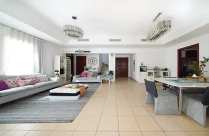 فيلا - 4 غرف نوم - 4 حمامات للايجار في بالميرا 1 - بالميرا - المرابع العربية - دبي