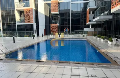 شقة - غرفة نوم - 2 حمامات للايجار في مسكن ناشيونال بوندس - منطقة 15 - قرية الجميرا سركل - دبي