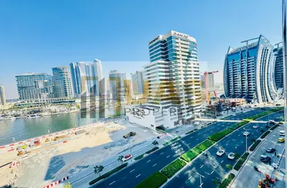 شقة - 2 غرف نوم - 3 حمامات للايجار في ارت اكس اي في - الخليج التجاري - دبي