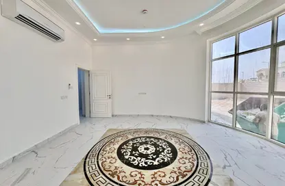 شقة - 1 حمام للايجار في مدينة الرياض - أبوظبي