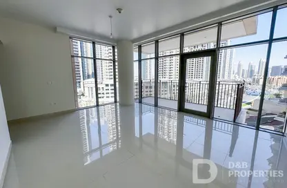 Apartment - 1 Bedroom - 1 Bathroom for sale in Boulevard Crescent 2 - BLVD Crescent - Downtown Dubai - Dubai
