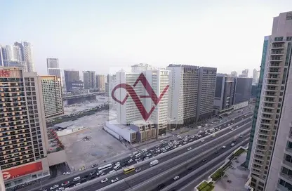 Apartment - 1 Bedroom - 2 Bathrooms for sale in Burj Al Nujoom - Downtown Dubai - Dubai