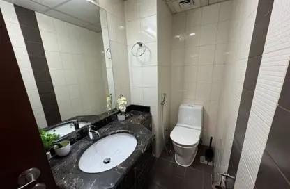 Apartment - 1 Bedroom - 2 Bathrooms for sale in Burj Al Nujoom - Downtown Dubai - Dubai