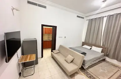 Apartment - Studio - 1 Bathroom for rent in Khalifa City A Villas - Khalifa City A - Khalifa City - Abu Dhabi