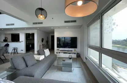 Apartment - 3 Bedrooms - 4 Bathrooms for rent in Jumeirah Heights - Jumeirah Islands - Dubai