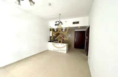 شقة - غرفة نوم - 2 حمامات للبيع في سيتي تاور - النعيمية - عجمان