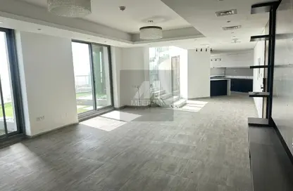 Apartment - 4 Bedrooms - 5 Bathrooms for rent in Alpha Green Tower - Jumeirah Village Circle - Dubai