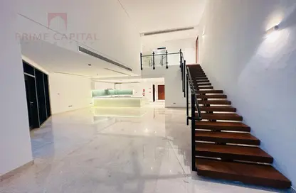 Duplex - 4 Bedrooms - 5 Bathrooms for rent in Waterfront Residential Towers - Tourist Club Area - Abu Dhabi