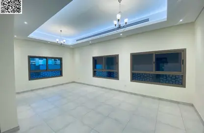شقة - غرفة نوم - 2 حمامات للايجار في أورينت تاور 1 - أورينت تاور - البستان - عجمان