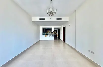 Apartment - 1 Bedroom - 2 Bathrooms for rent in Dubai Wharf Tower 3 - Dubai Wharf - Al Jaddaf - Dubai