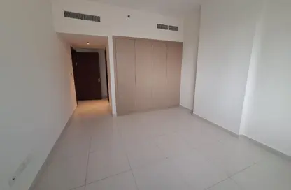 شقة - 2 غرف نوم - 3 حمامات للايجار في غالا جاردن - ارجان - دبي