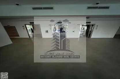عمارة بالكامل - استوديو للايجار في طريق كورنيش عجمان - عجمان