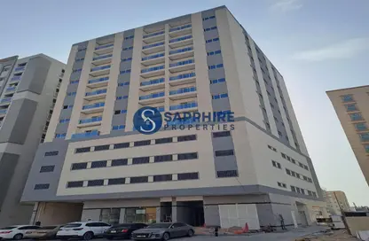 عمارة بالكامل - 8 غرف نوم - 8 حمامات للبيع في الجرف الصناعية 3 - الجرف الصناعية - عجمان