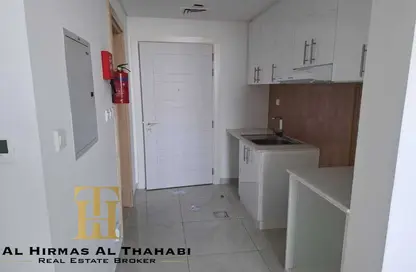 Apartment - Studio - 1 Bathroom for rent in The Square Tower - District 13 - Jumeirah Village Circle - Dubai