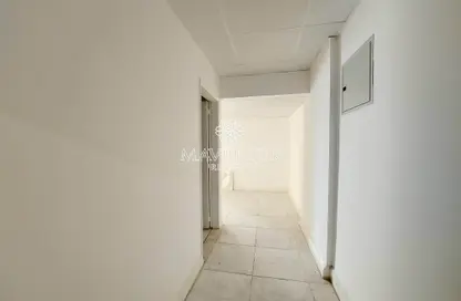 Apartment - 3 Bedrooms - 2 Bathrooms for rent in Al Wahda Building - Al Majaz 2 - Al Majaz - Sharjah