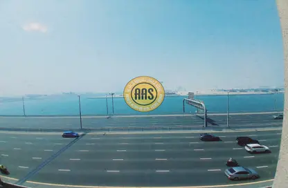 Apartment - 3 Bedrooms - 5 Bathrooms for rent in Cornich road - Corniche Deira - Deira - Dubai