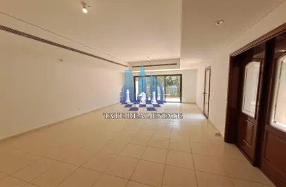 Villa - 5 Bedrooms - 4 Bathrooms for rent in Mangrove Village - Abu Dhabi Gate City - Abu Dhabi