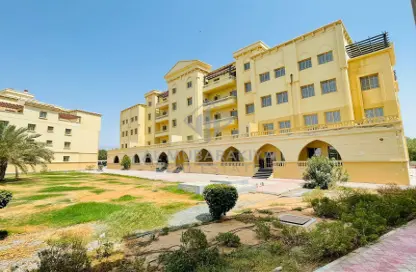 Apartment - 2 Bedrooms - 3 Bathrooms for rent in Terrace Apartments - Yasmin Village - Ras Al Khaimah