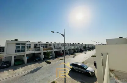 Villa - 2 Bedrooms - 3 Bathrooms for rent in Centaury - The Roots DAMAC Hills 2 - Damac Hills 2 - Dubai