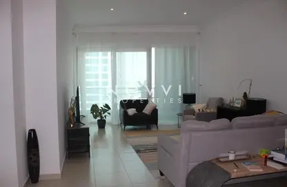 Living Room image for: Apartment - 3 Bedrooms - 4 Bathrooms for rent in Marina Heights - Dubai Marina - Dubai, Image 1