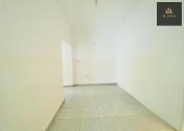 صورةغرفة فارغة لـ: شقة - 1 غرفة نوم - 1 حمام للكراء في شبانة عشارج - اشارج - العين, صورة 1