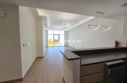 شقة - 2 غرف نوم - 3 حمامات للايجار في ويست فيو جاردن - قرية جميرا الدائرية - دبي