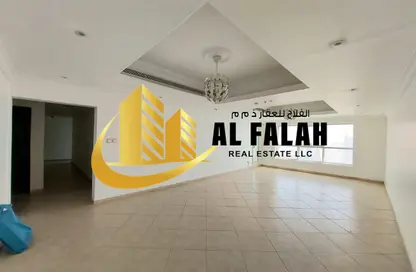 Apartment - 2 Bedrooms - 4 Bathrooms for rent in Al Khan Corniche - Al Khan - Sharjah