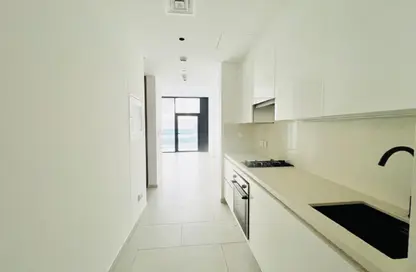 شقة - 1 حمام للايجار في ماركيز سكوير تاور - الخليج التجاري - دبي شقة - 1 حمام للايجار في ماركيز سكوير تاور - الخليج التجاري - دبي