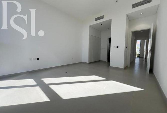 15205691 - Property Image 2