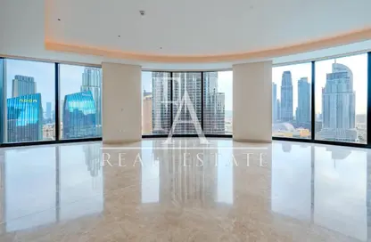 Apartment - 4 Bedrooms - 5 Bathrooms for rent in IL Primo - Opera District - Downtown Dubai - Dubai