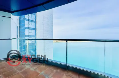 Apartment - 3 Bedrooms - 5 Bathrooms for rent in Al Reef Tower - Corniche Road - Abu Dhabi