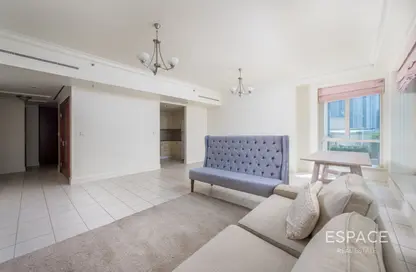 Apartment - 2 Bedrooms - 3 Bathrooms for rent in Al Mass Tower - Emaar 6 Towers - Dubai Marina - Dubai