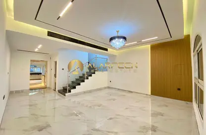 فيلا - 3 غرف نوم - 5 حمامات للايجار في مسكن الامير - قرية الجميرا سركل - دبي