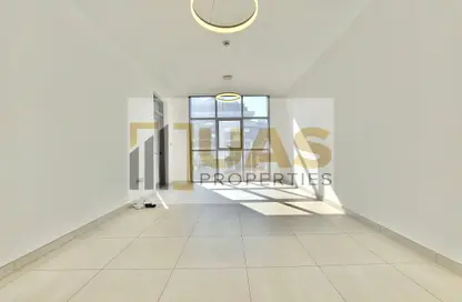 Apartment - 1 Bedroom - 2 Bathrooms for rent in Jumeirah Garden City - Al Satwa - Dubai