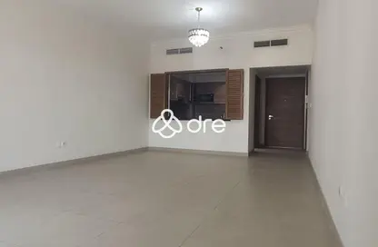 شقة - غرفة نوم - 2 حمامات للايجار في قمر 4 - مدينة بدر - المحيصنة - دبي