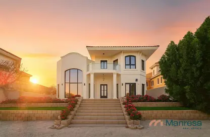 Villa - 4 Bedrooms - 5 Bathrooms for sale in Garden Homes Frond D - Garden Homes - Palm Jumeirah - Dubai